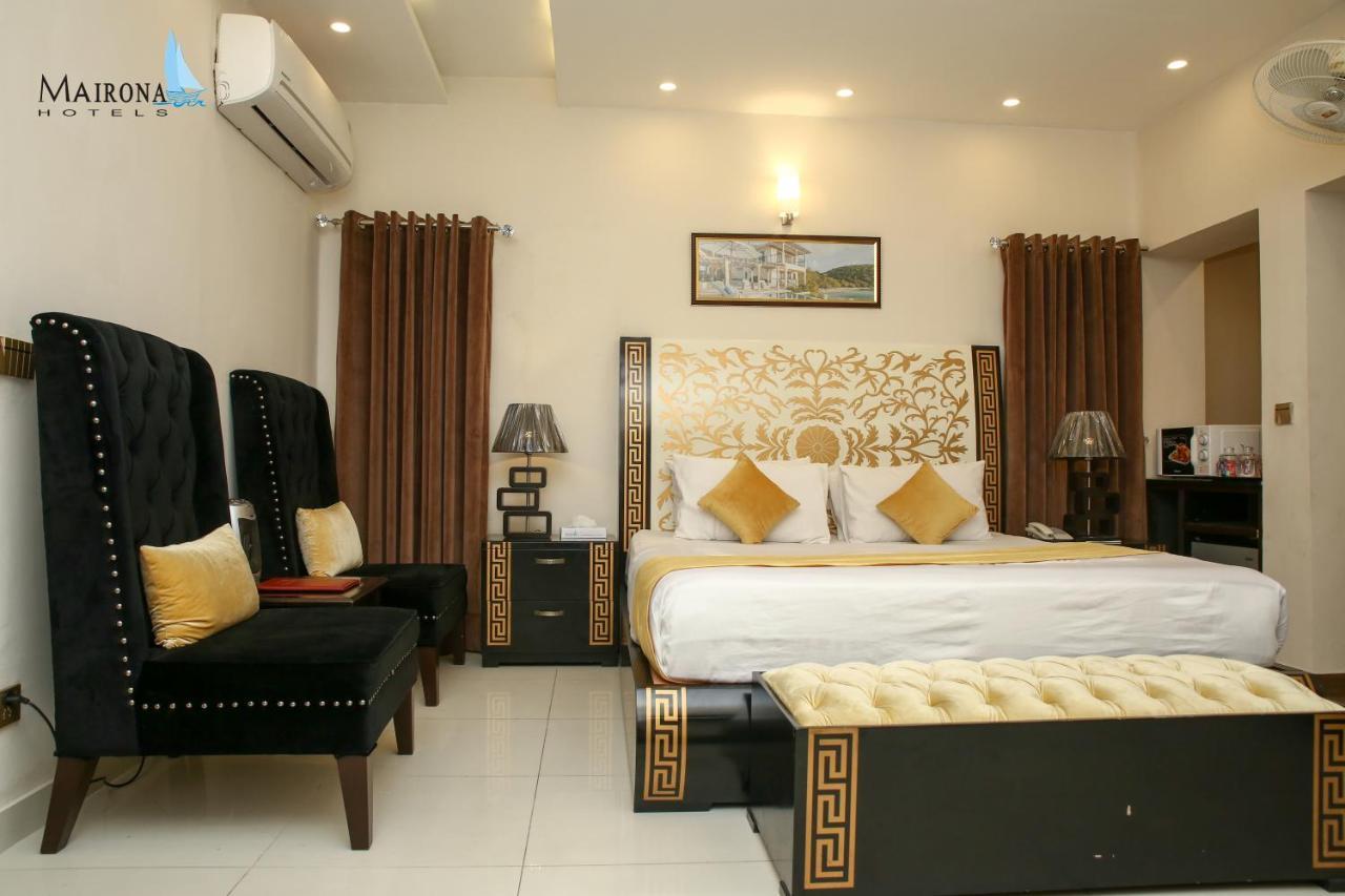 Hotel Mairona Gulberg לאהור מראה חיצוני תמונה
