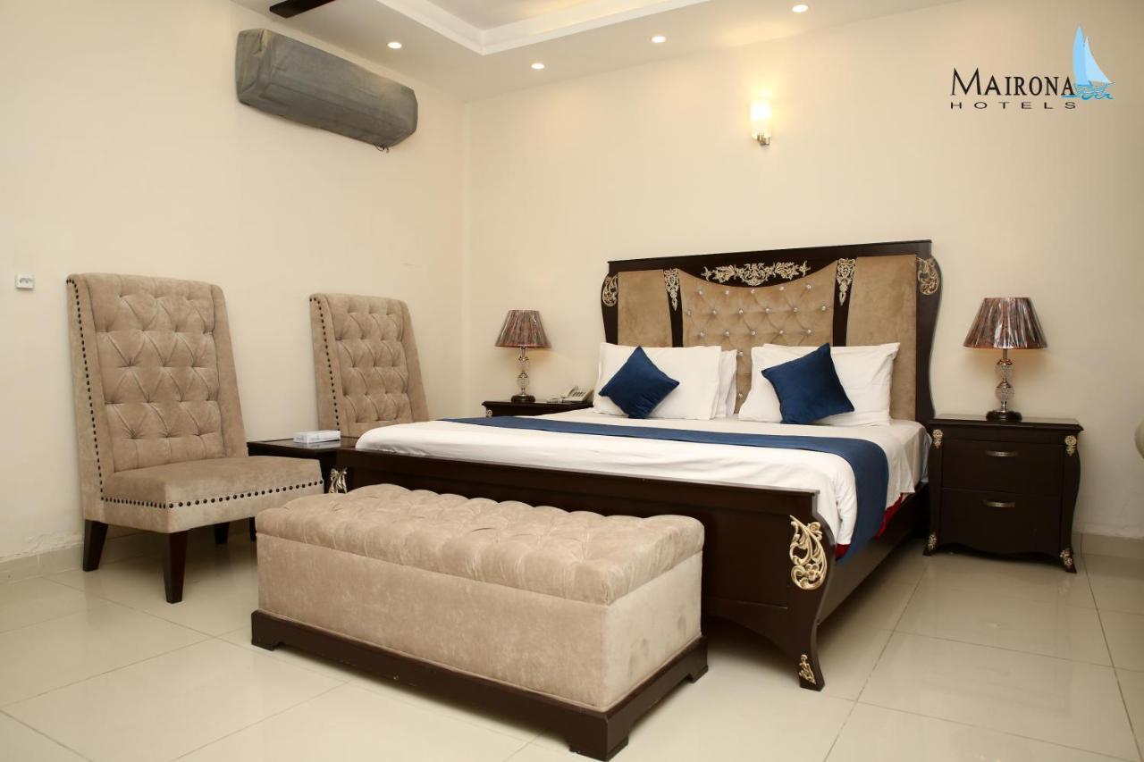 Hotel Mairona Gulberg לאהור מראה חיצוני תמונה