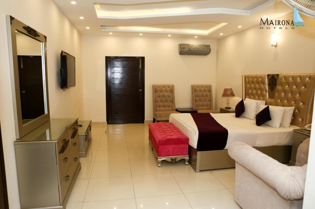 Hotel Mairona Gulberg לאהור מראה חיצוני תמונה