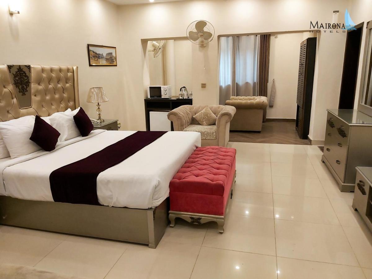 Hotel Mairona Gulberg לאהור מראה חיצוני תמונה