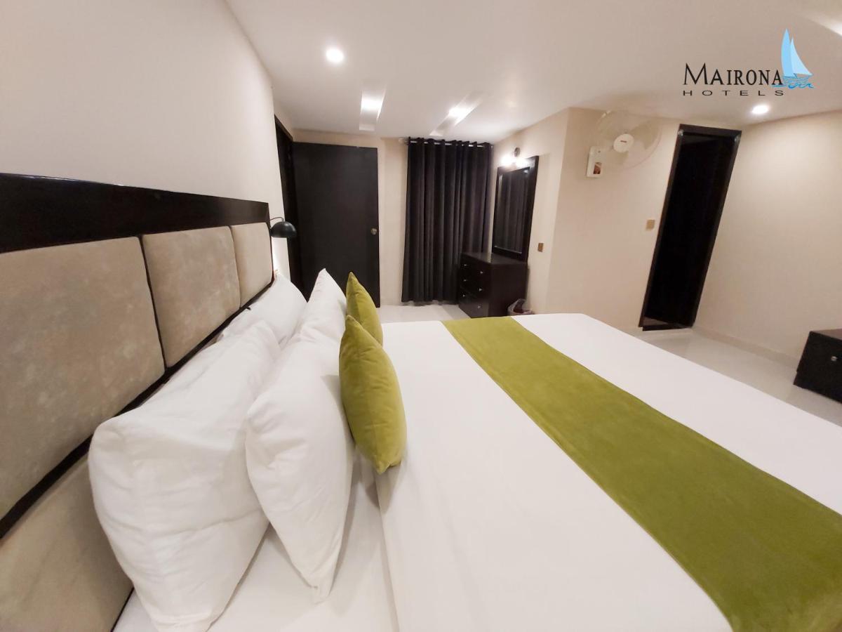Hotel Mairona Gulberg לאהור מראה חיצוני תמונה