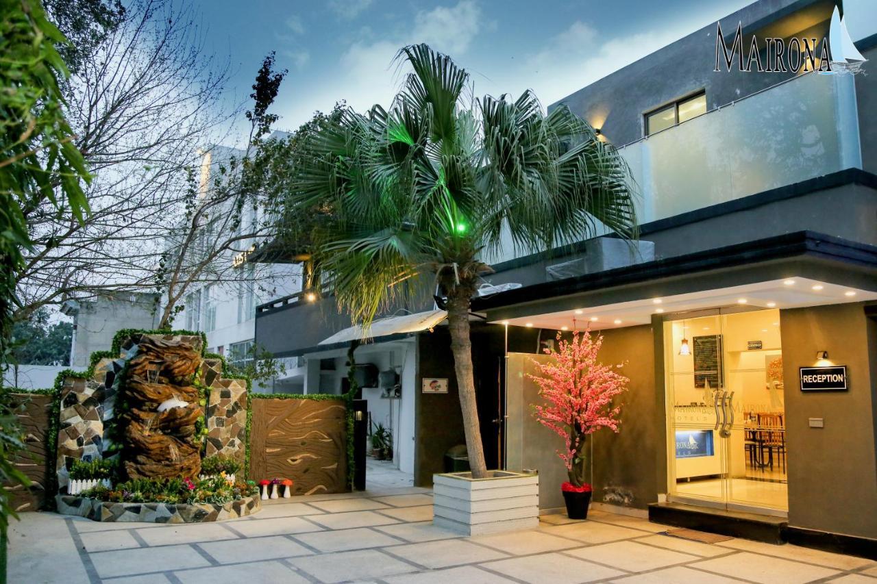 Hotel Mairona Gulberg לאהור מראה חיצוני תמונה
